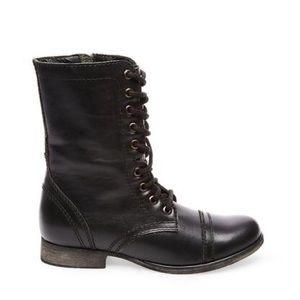 Steve Madden Troopa Boot in Black - LIKE NEW!